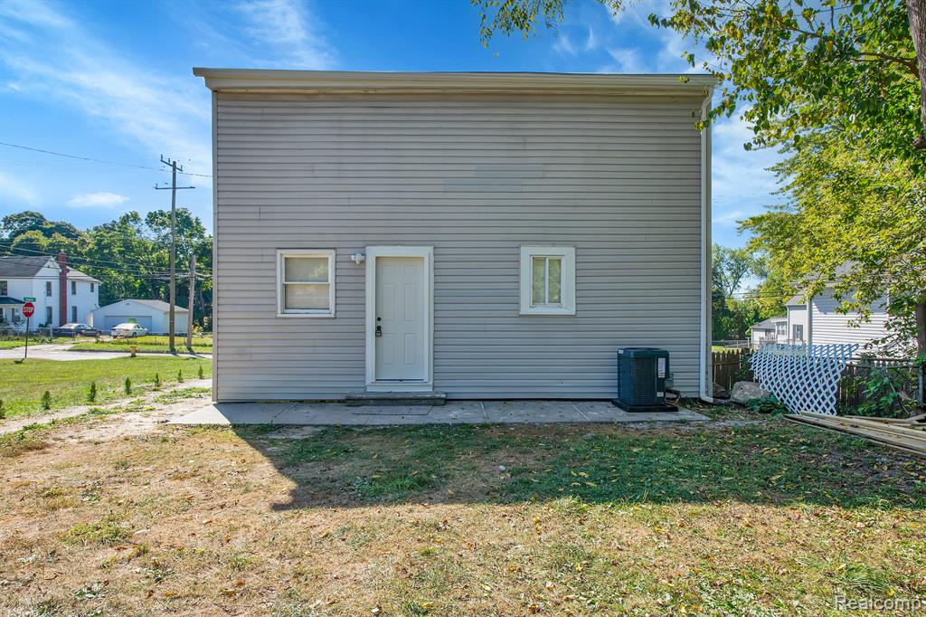 53 OAKHILL Street, Pontiac, MI 48342 — Photo 19