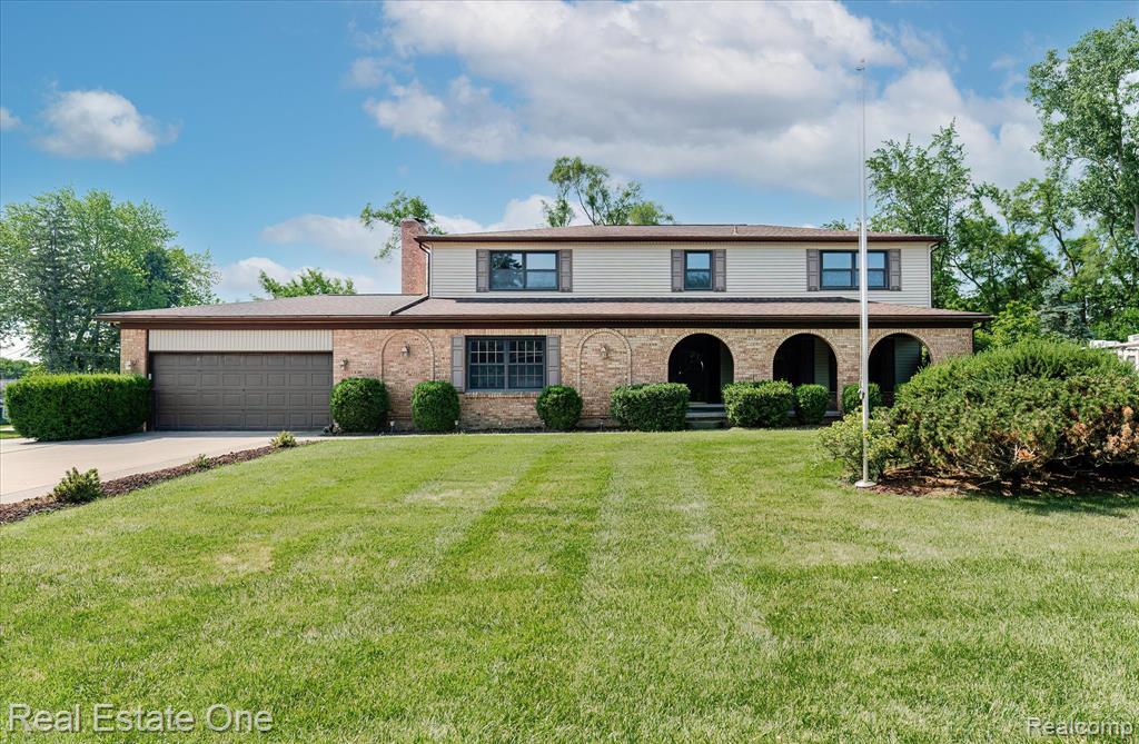 4280 Snoal Lane, Shelby Twp, MI 48316 — front exterior