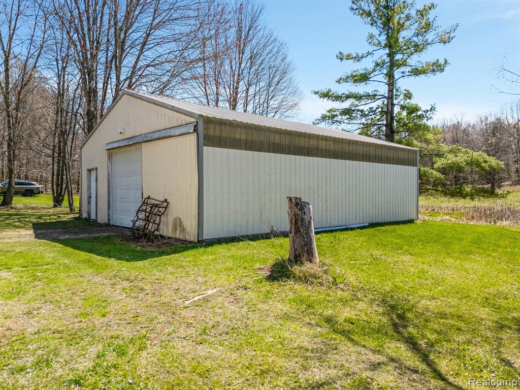 7312 LINDEN Road, Fenton, MI 48430 — Photo 42