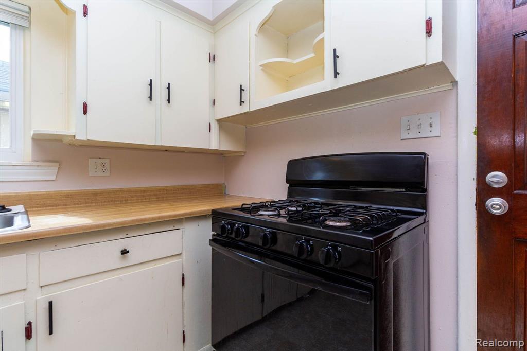 8175 BELLMAN, Shelby Twp, MI 48316 — Photo 12