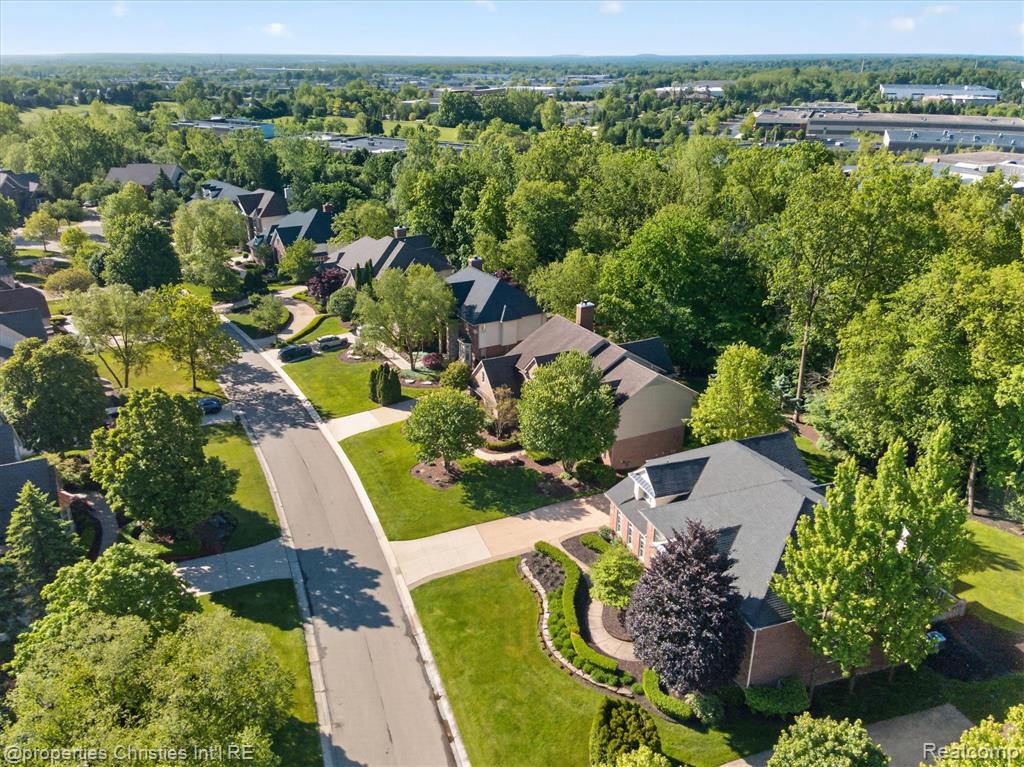 15639 Merion Court, Northville, MI 48168 — Photo 64