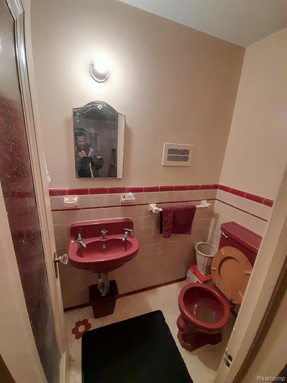 3816 FULLERTON Street, Detroit, MI 48238 — Photo 9
