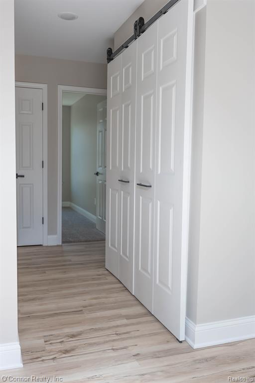 2047 Edward Lane East, MI — Photo 12