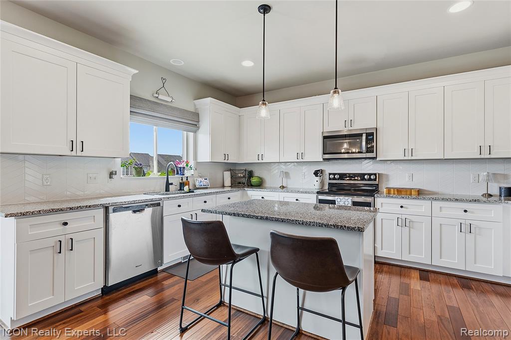 20620 Misty Brook Court, Macomb, MI 48044 — Photo 5