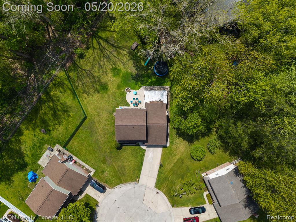 23516 Kim Drive, Clinton Twp, MI 48035 — Photo 45
