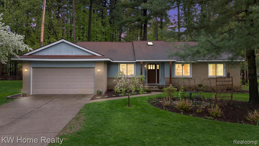 4143 EMERALD PINES Drive, Commerce Twp, MI 48390 — front exterior