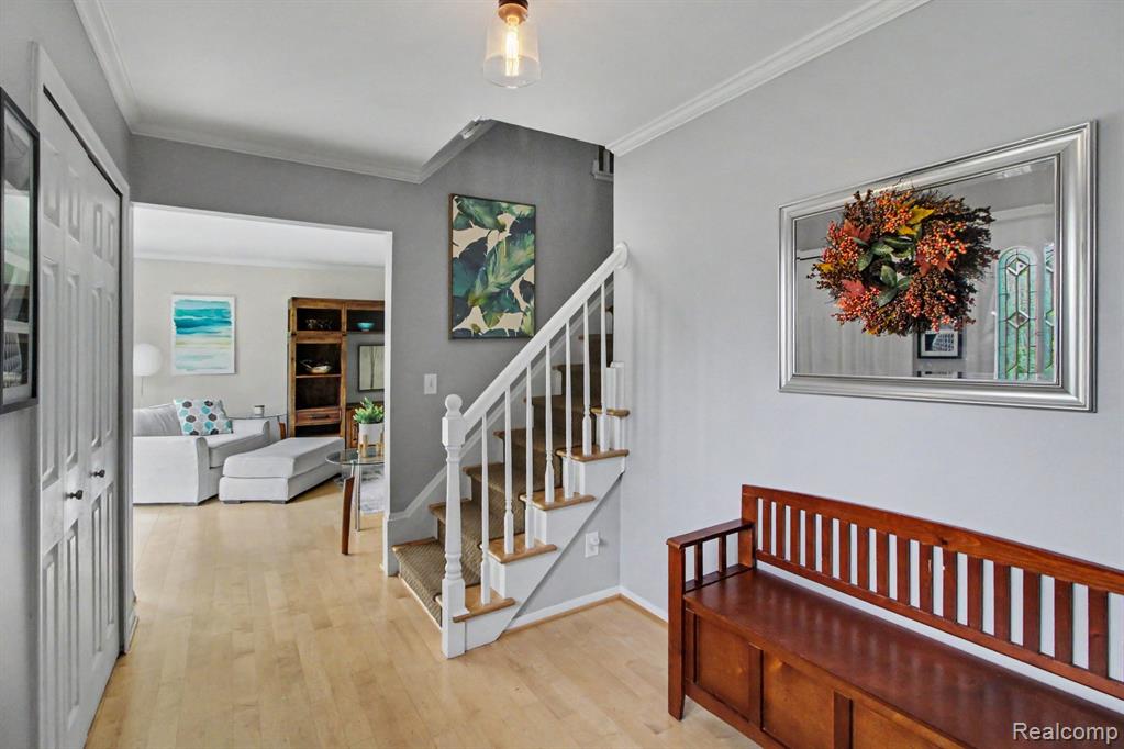 2964 Walmsley Circle Drive, Lake Orion, MI — Photo 5