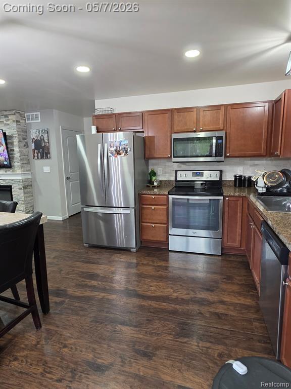 6456 Skylar Lane, Waterford, MI 48327 — Photo 5