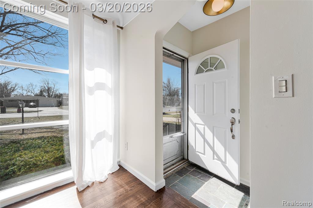 17220 W 13 Mile Road, Beverly Hills, MI 48025 — Photo 5
