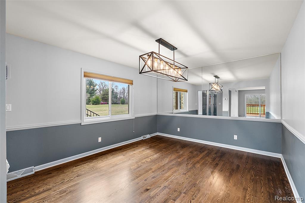 3105 Hickory Ridge Drive, Ortonville, MI 48462 — Photo 13