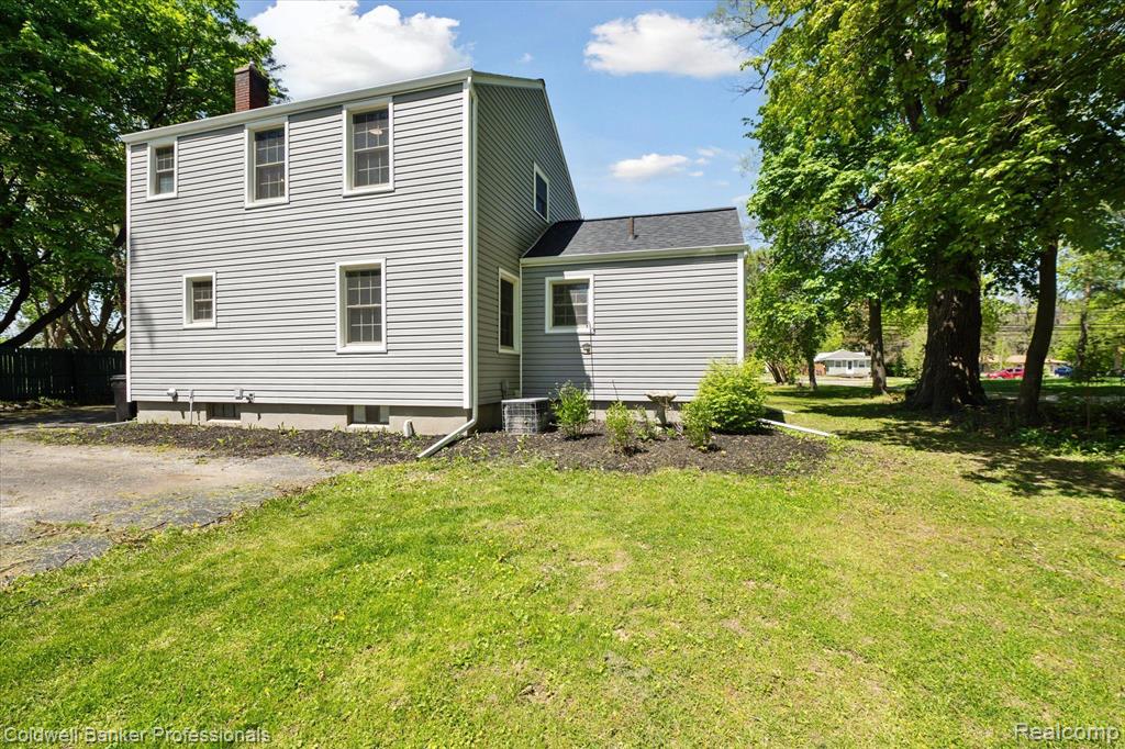 8054 DAVISON Road, Davison, MI 48423 — Photo 46