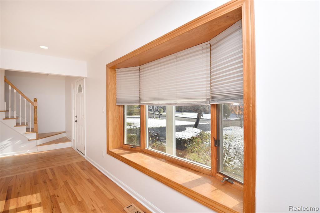684 Wilshire Drive, Bloomfield Hills, MI 48302 — Photo 5