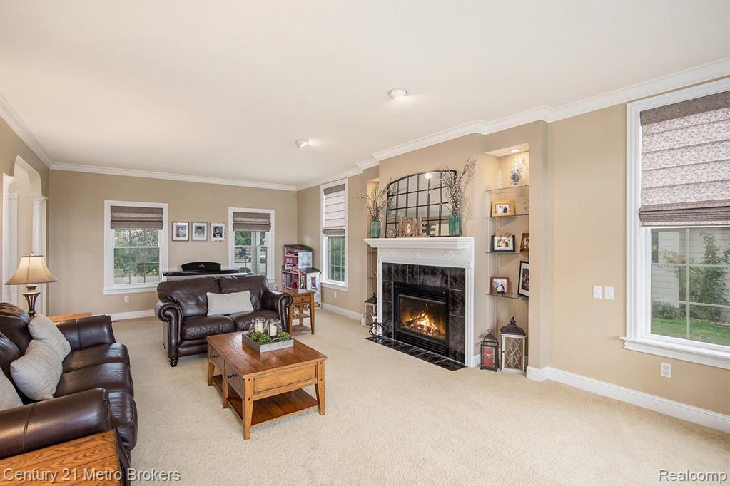 9024 Woodridge Drive, Davison, MI 48423 — Photo 6