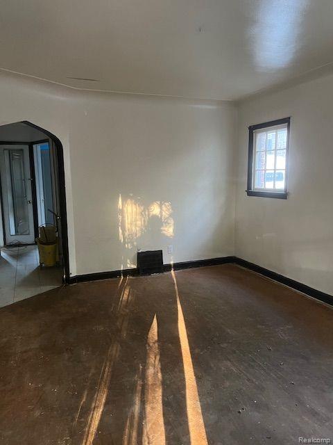 5981 LENOX Street, Detroit, MI 48213 — Photo 2