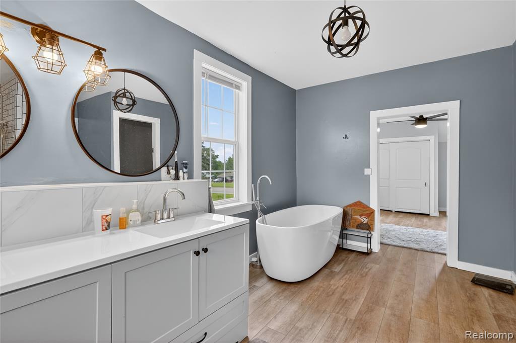 6235 Flushing Road, Flushing, MI 48433 — Photo 25