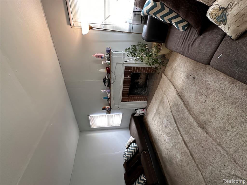 167 W Brentwood Street, Highland Park, MI 48203 — Photo 8