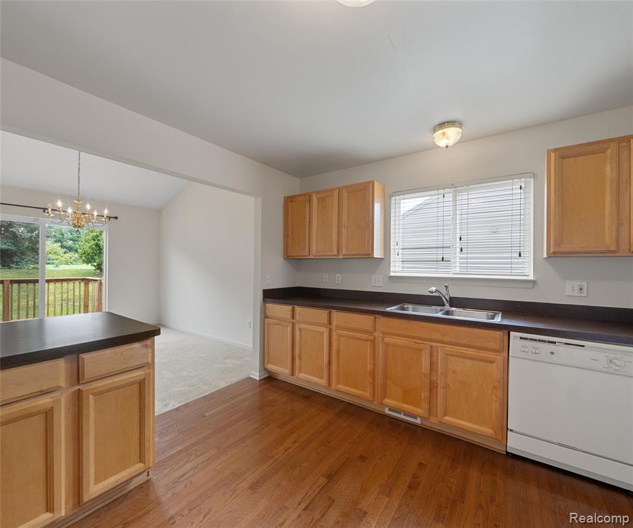 5864 Willow Ridge Drive, Ypsilanti, MI 48197 — Photo 34