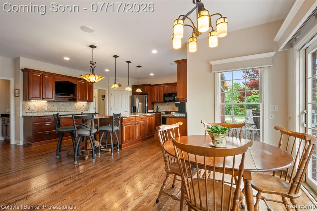 11460 Maple Valley Drive, Plymouth, MI 48170 — Photo 19