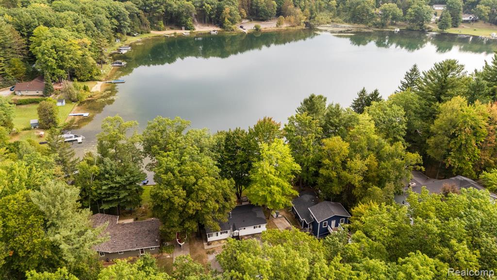 681 Lakeview Drive, Harrison, MI 48625 — Photo 41