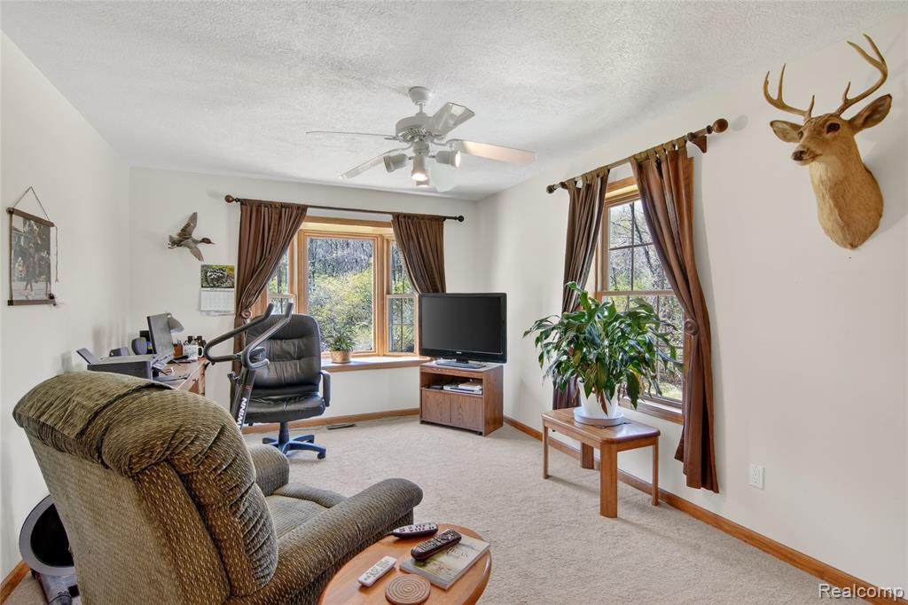 7233 Hague Avenue, Jackson, MI 49201 — Photo 22