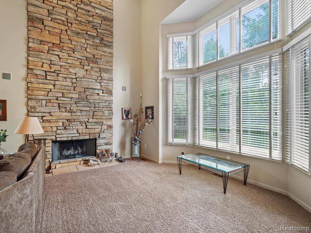 7253 CARLYLE, West Bloomfield, MI — Photo 26