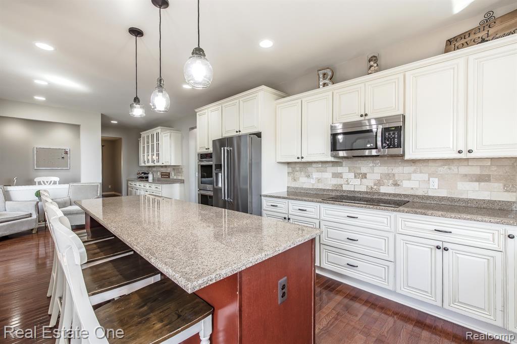 26164 International Drive Drive, South Lyon, MI 48178 — Photo 17