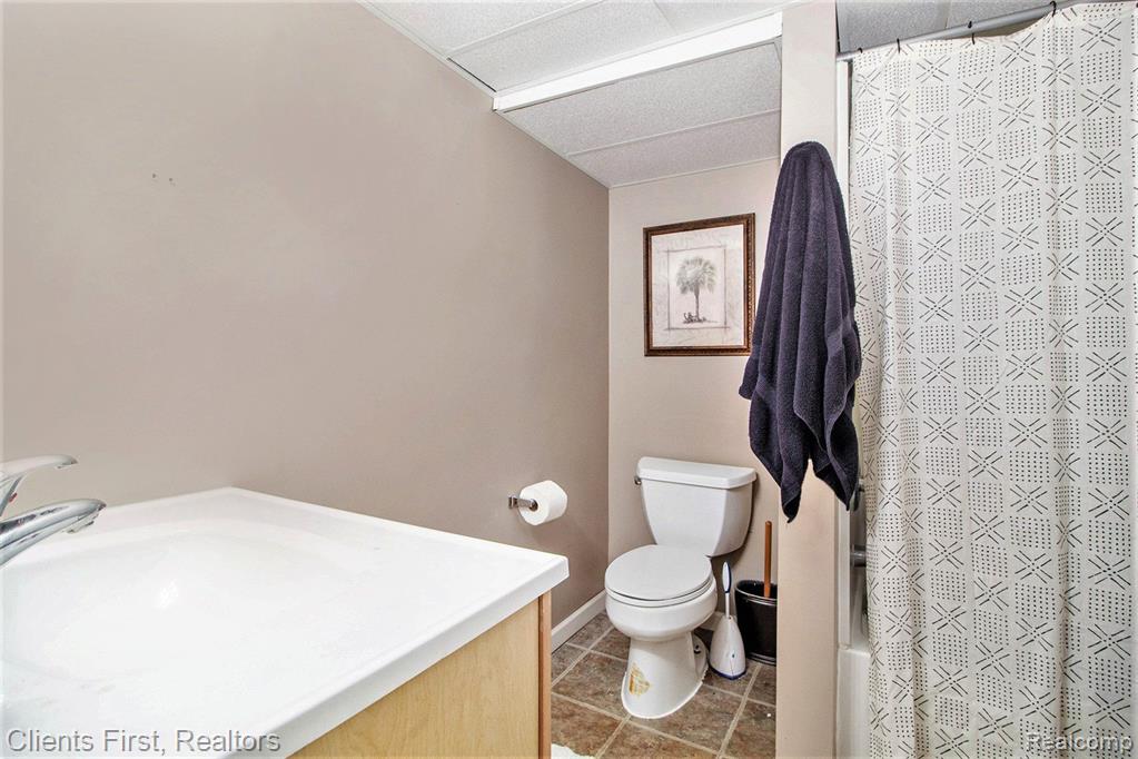 8341 FORREST Drive, Canton, MI 48187 — Photo 21