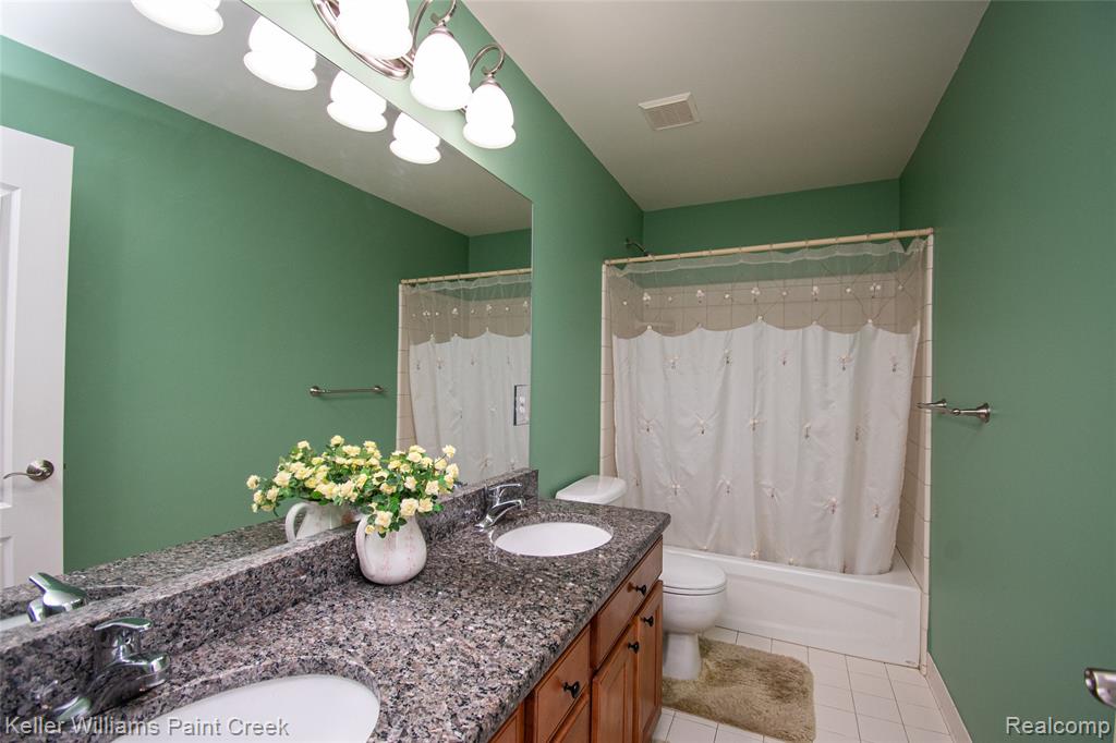 16550 Mulberry Way, Northville, MI 48168 — Photo 26