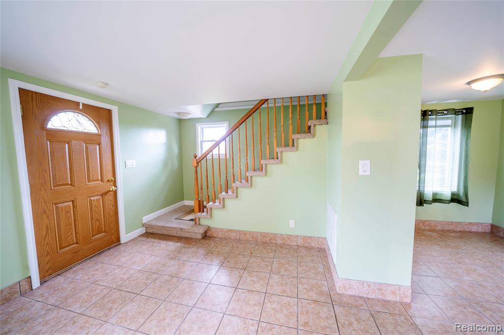 8853 Beech Daly Road, Taylor, MI 48180 — Photo 19