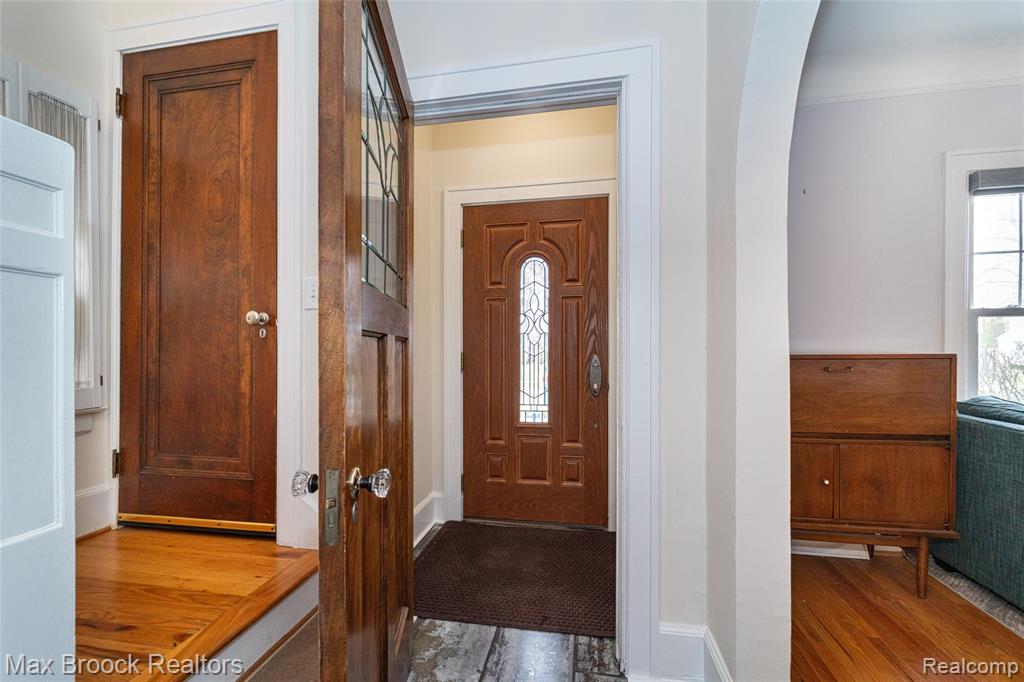 4311 Arlington Drive, Royal Oak, MI 48073 — Photo 4