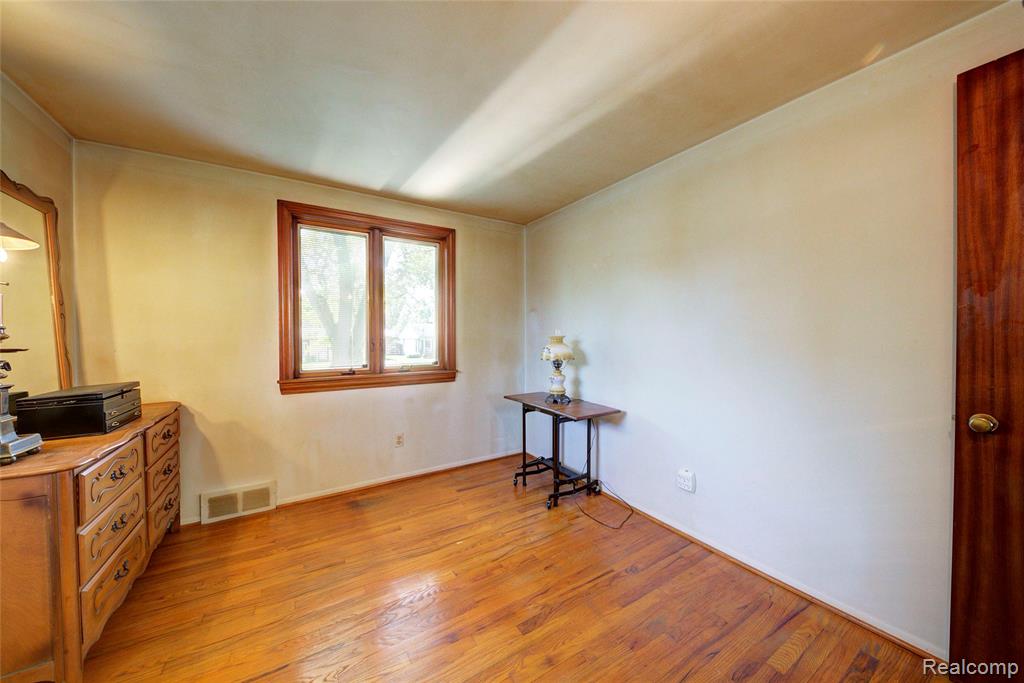 5489 Academy Street, Dearborn Heights, MI 48125 — Photo 53