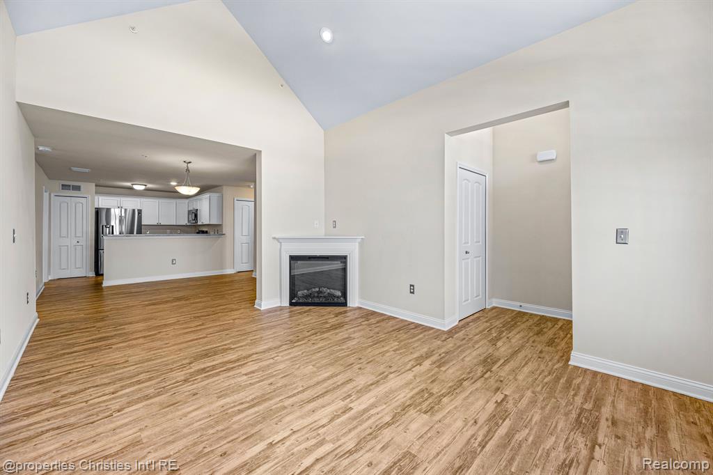45622 ARAGON Lane, Canton, MI 48187 — Photo 4