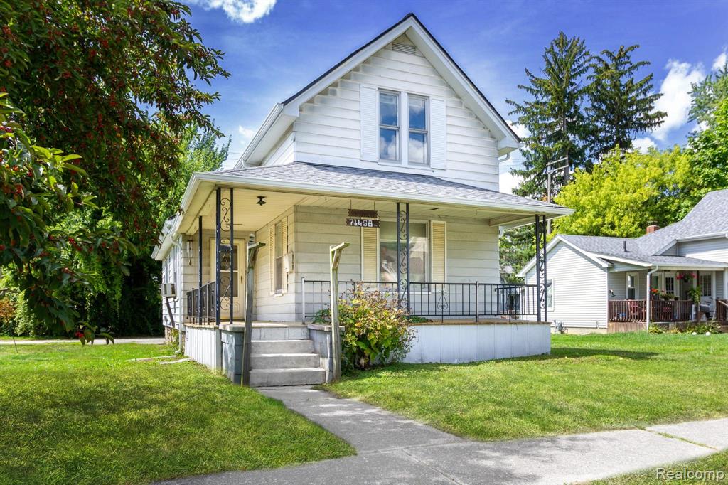 714 S 8th Street, St. Clair, MI 48079 — Photo 2