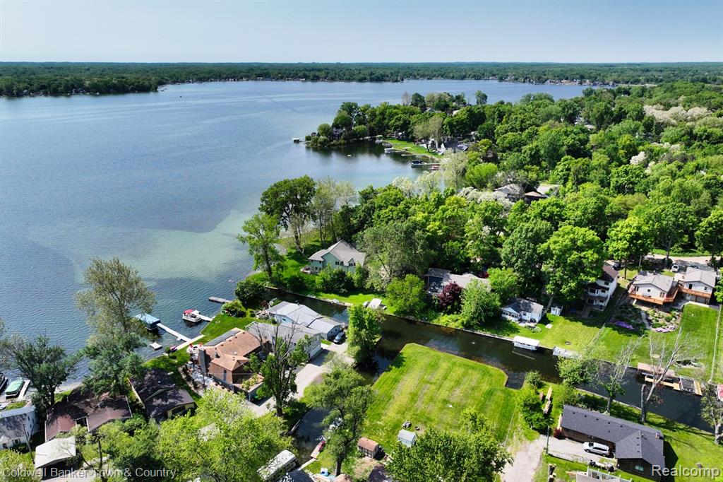 11265 N Shore Drive, Whitmore Lake, MI 48189 — Photo 55