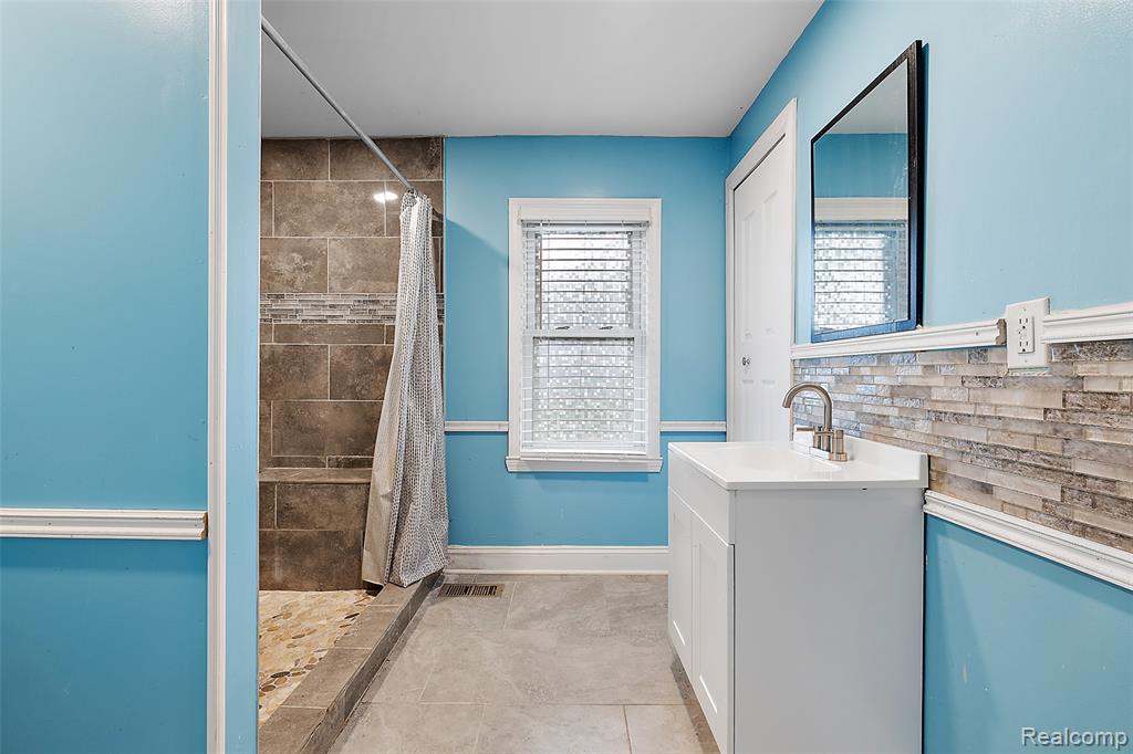 5869 Marvin Street, Taylor, MI 48180 — Photo 19