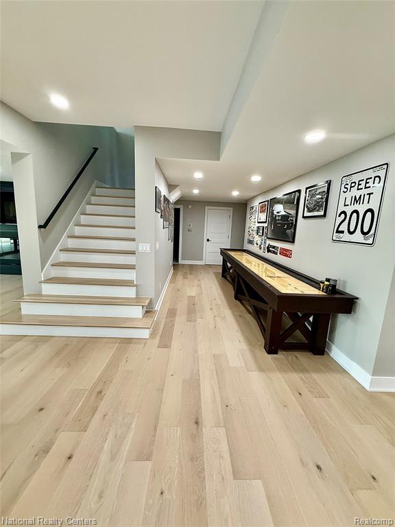 7050 Lake Shannon Court, Fenton, MI 48430 — Photo 34
