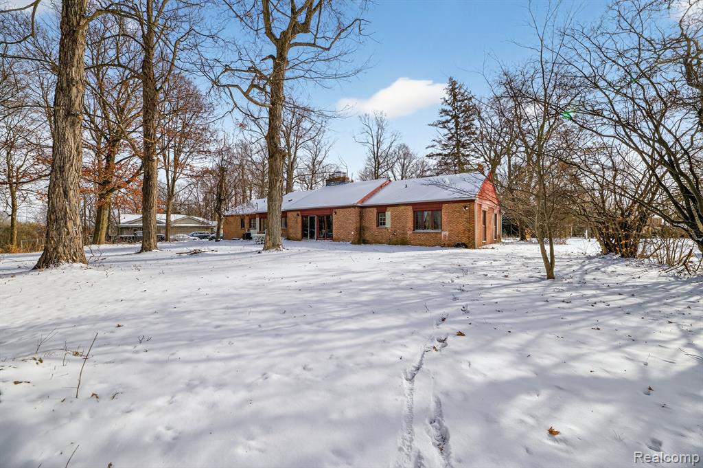 5551 Sugar Bush Lane, Flint, MI 48532 — Photo 43