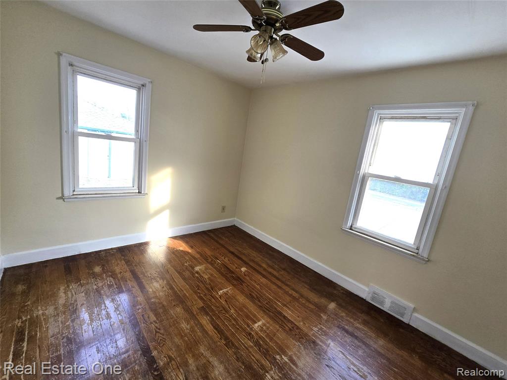 6400 Payne Avenue, Dearborn, MI 48126 — Photo 18