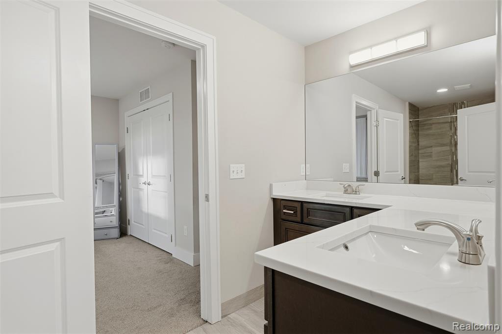 56496 Leeds Lane, Macomb, MI 48042 — Photo 29
