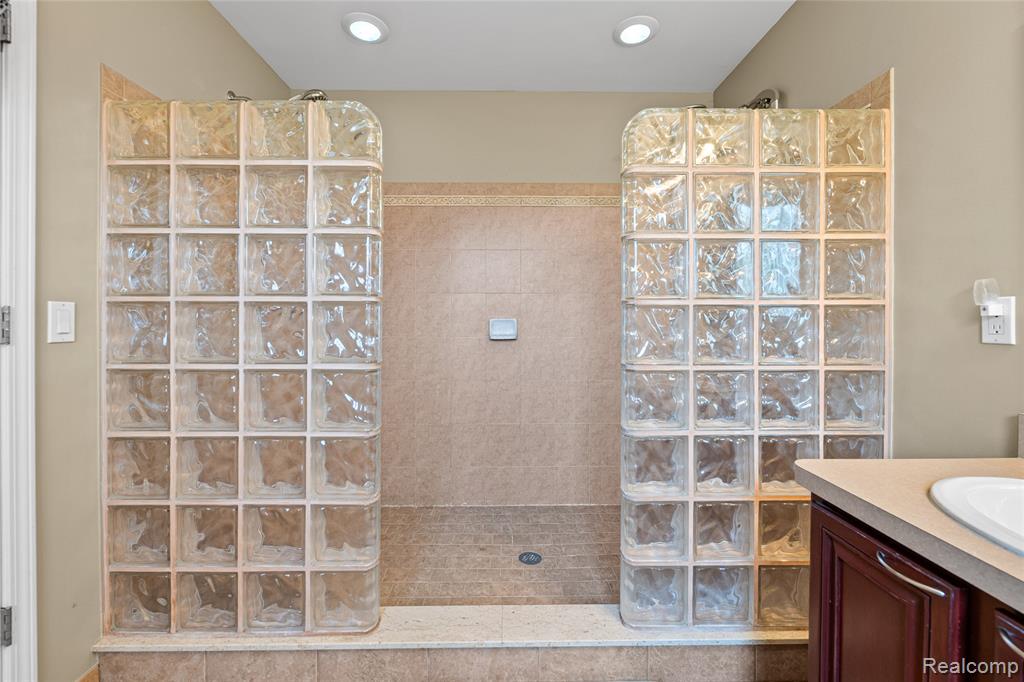 53270 Sams Lane, Chesterfield, MI 48047 — Photo 17