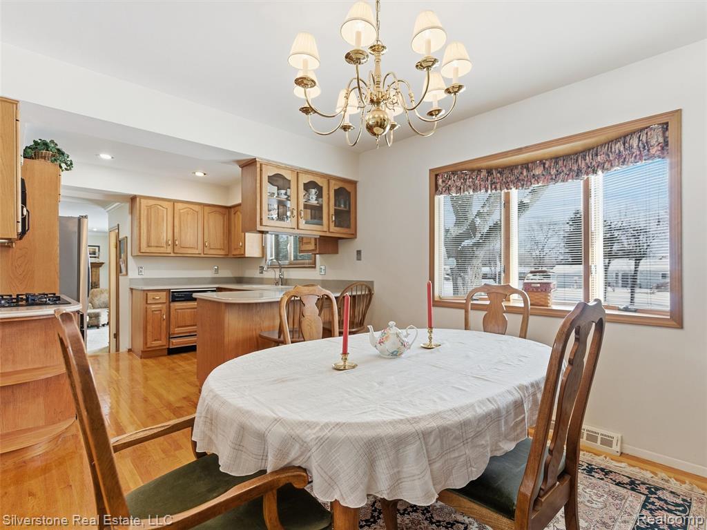 6766 Vernmoor Drive, Troy, MI 48098 — Photo 12