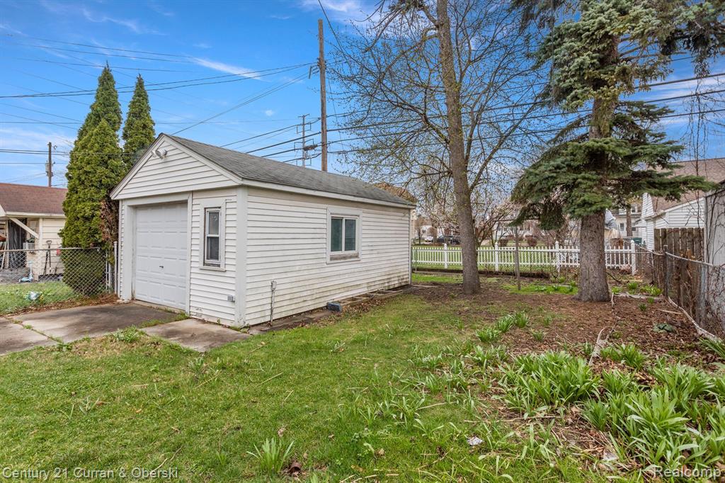 6535 ORCHARD Avenue, Dearborn, MI 48126 — Photo 25