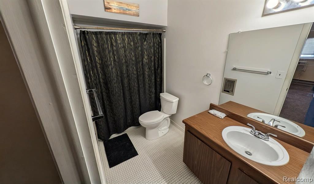 7605 Woodview Street, Westland, MI — Photo 14