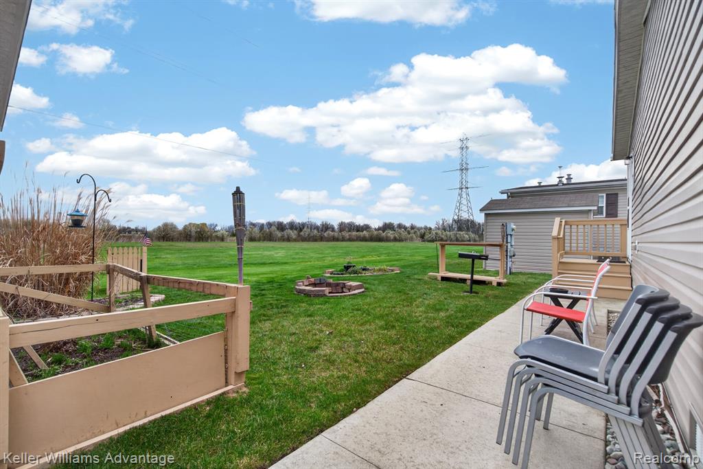 24494 Edwin, Brownstown, MI 48134 — Photo 20