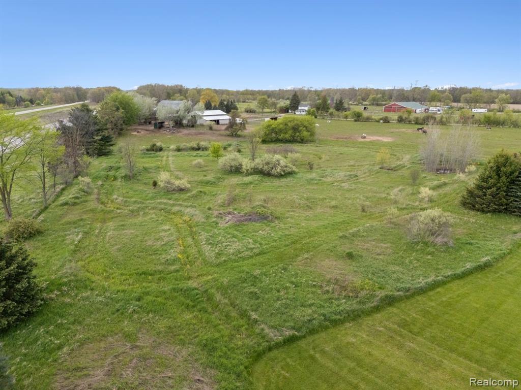 2381 Burke Road, Fowlerville, MI 48836 — Photo 28