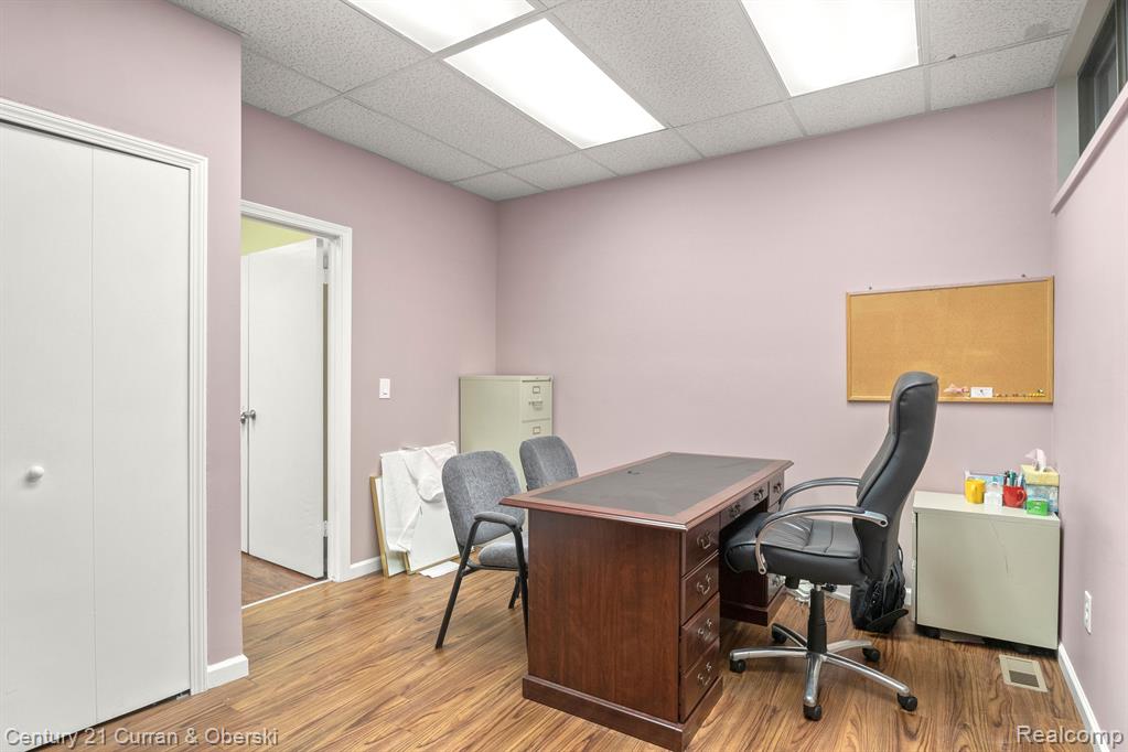 8544 N CANTON CENTER Road, Canton, MI 48187 — Photo 18