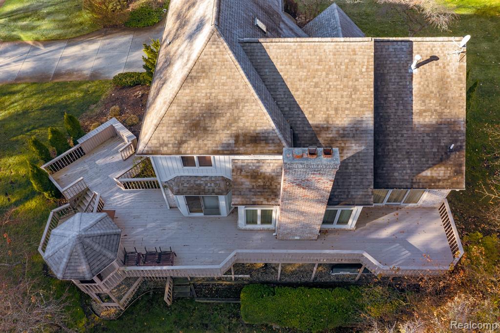 2321 Pine Hollow, Brighton, MI 48114 — Photo 34