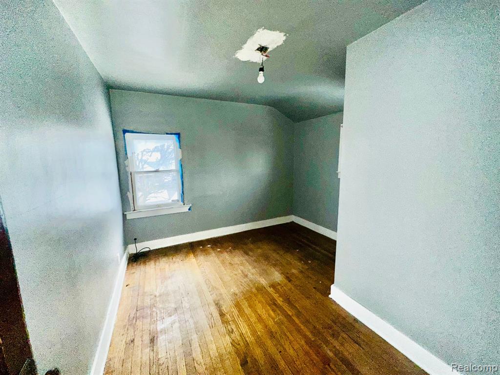 9252 WARD Street, Detroit, MI 48228 — Photo 20