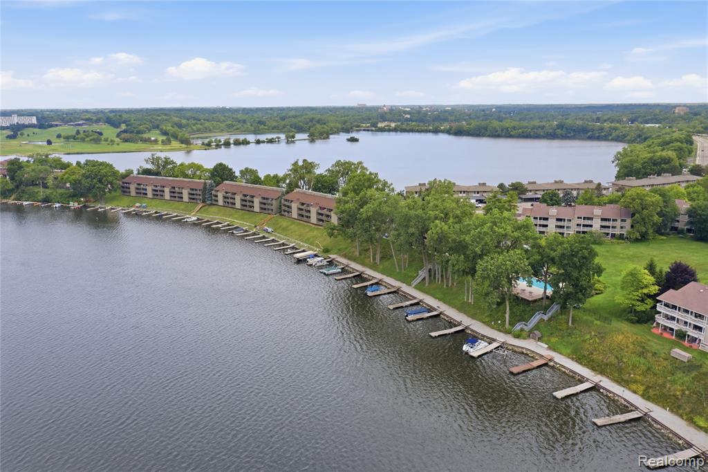 1695 Cliffs Landing, 302, Ypsilanti, MI 48198 — Photo 45