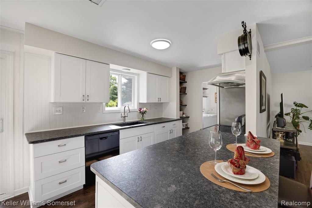 5550 Mary Sue Street, Clarkston, MI — Photo 4